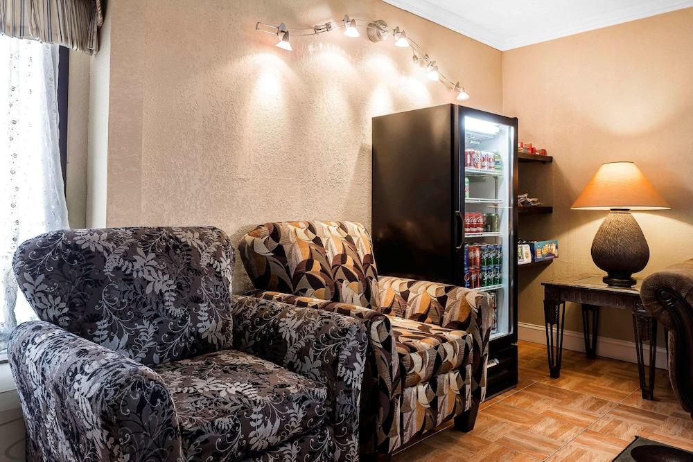 Econo Lodge North North Charleston Ngoại thất bức ảnh